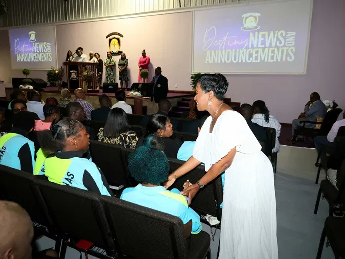 Minister Moxey congratulates Team Bahamas 2025 CARIFTA Grand Bahama contingent Minister Moxey congratulates Team Bahamas 2025 CARIFTA Grand Bahama contingent