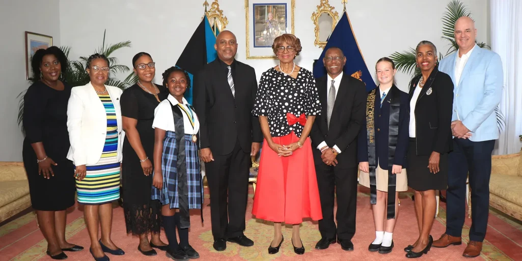Pictured from left: Mrs. Anja Moss (mother of Abbigail Moss); Mavis Johnson-Collie, Senior Development Officer; Stankisha Pinder, Foundation Vice-President of Programs & Communications; Abbigail Moss, 2024 Student of the Year; Vandyke Pratt, Foundation Chairman; Her Excellency Dame Cynthia Pratt; Dr. Ricardo Deveaux, Foundation President & CEO; Katelyn Beukes, 2024 Student of the Year, First Runner Up; Myra Mitchell, Vice-President Emerita; and Gerhard Beukes, father of Katelyn Beukes.