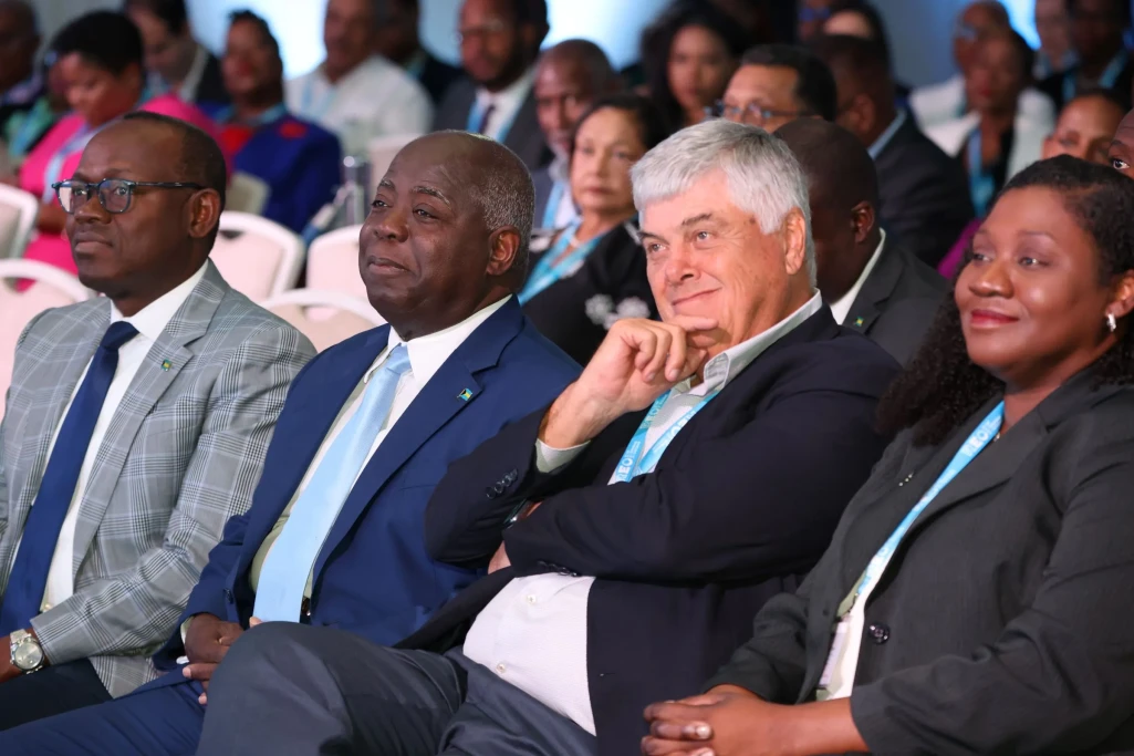 PM Davis: Bahamas can and will navigate ‘tumultuous times’