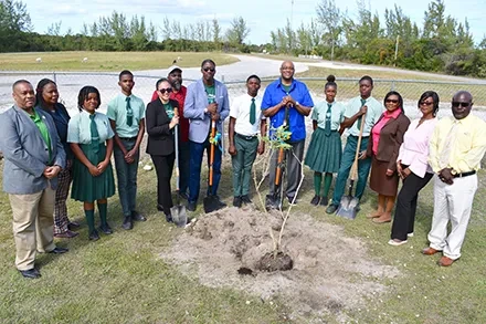 Ministers underscore environmental awareness and conservation values to students in Andros on World Wetlands Day