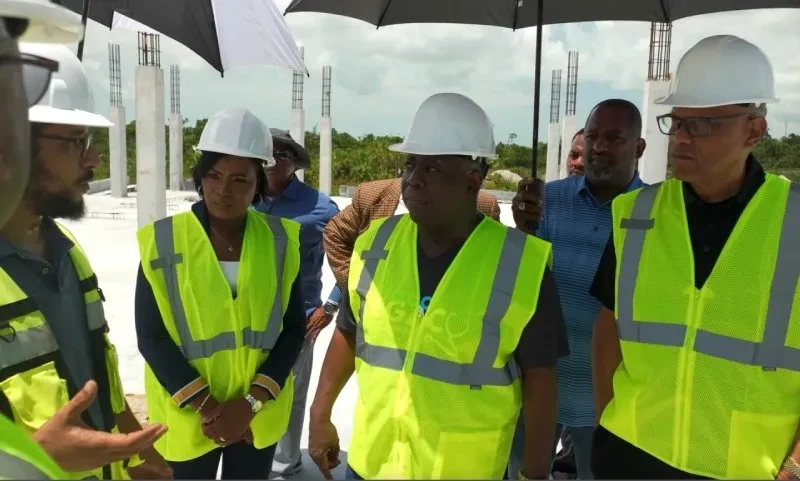 PM joins in on tours of medical facilities; reviews progress on the Freeport Health Campus
