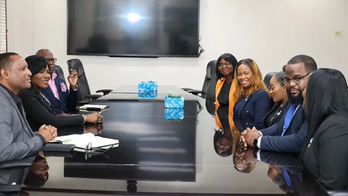 Insurance Commission pays courtesy call on Minister Moxey Insurance Commission pays courtesy call on Minister Moxey