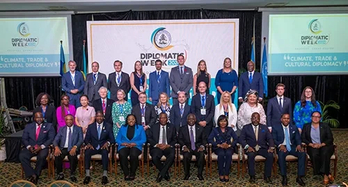 Minister Moxey apprises diplomats of government's efforts to recover, rebuild, and revolutionize Grand Bahama Minister Moxey apprises diplomats of government's efforts to recover, rebuild, and revolutionize Grand Bahama