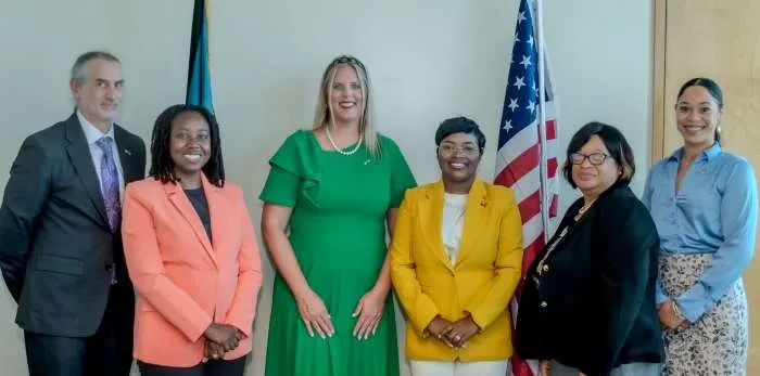 US Embassy Charge d'Affaires pays a courtesy call on Minister of Energy and Transport