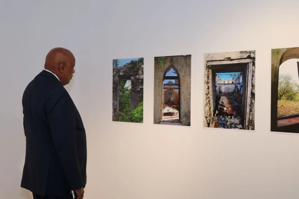 Award-Winning BIS Officer Featured in National Art Gallery Project Space Solo Exhibition Award-Winning BIS Officer Featured in National Art Gallery Project Space Solo Exhibition