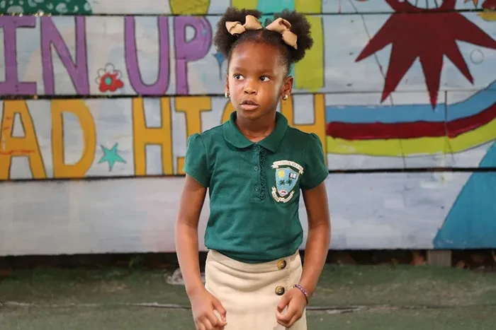 National Arts Festival -- Harbour Island Green School students, cheered on