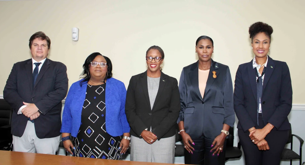 The Parliamentary Human Rights Committee Highlights its Work to Strengthen Human Rights in the Country The Parliamentary Human Rights Committee Highlights its Work to Strengthen Human Rights in the Country