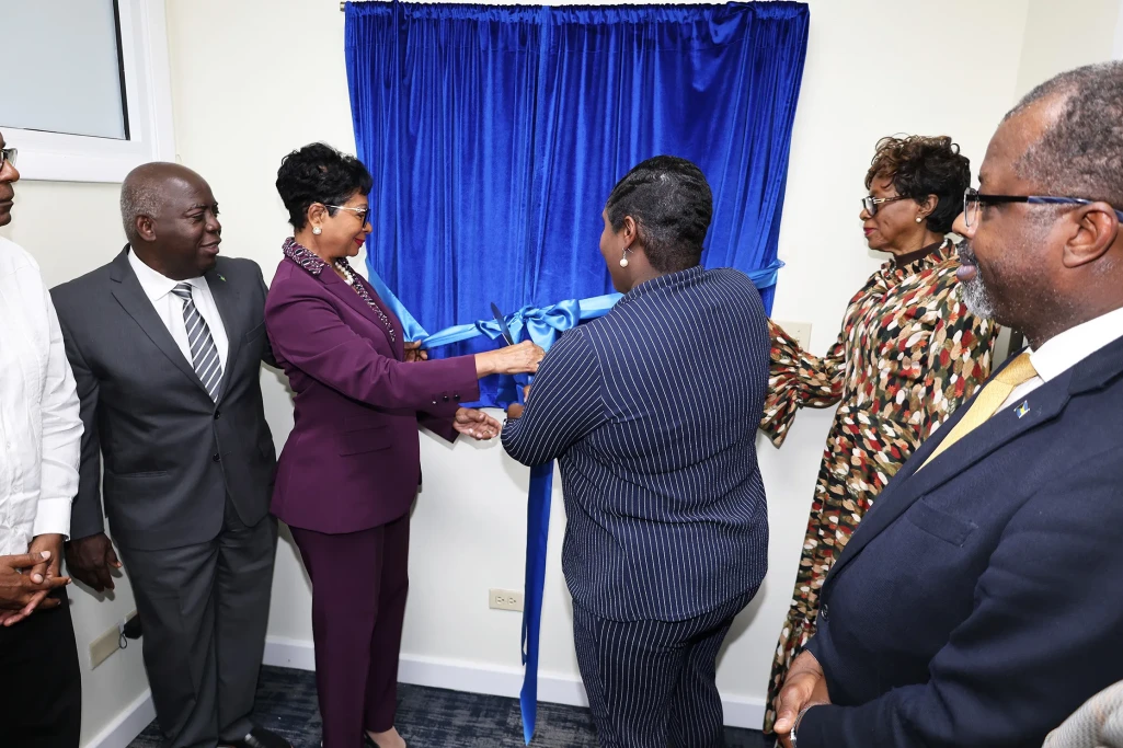 The Ribbon Cutting Ceremony, January 30, 2025, pictured from left: Minister Fred Mitchell, Prime Minister Philip Davis, Mrs. Ann Marie Davis, Ms. Aliah Ramsey, Governor General Dame Cynthia Pratt, and Minister Wayne Munroe. (BIS Photo/Patrick Hanna)