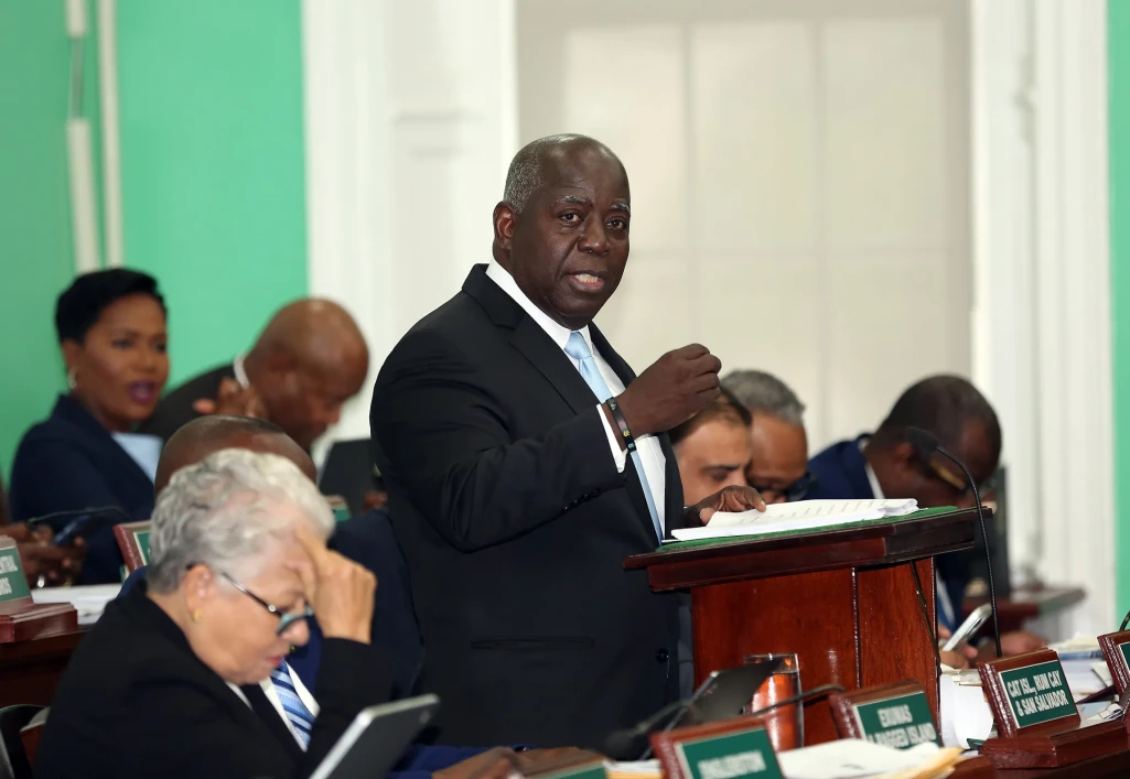 PM Davis announces a first for an independent Bahamas – a balanced budget PM Davis announces a first for an independent Bahamas – a balanced budget