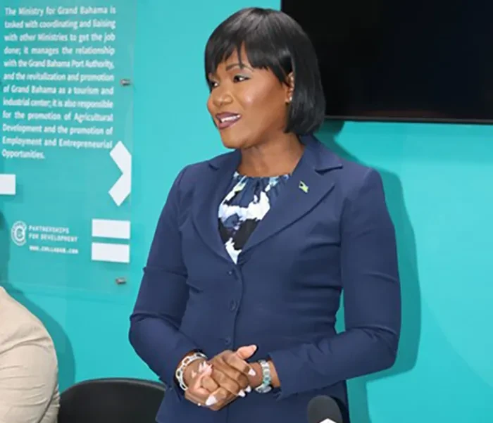 MINISTER CONGRATULATING HONOUREES – During a courtesy call at the Ministry for Grand Bahama on Monday, November 11, Minister for Grand Bahama, the Hon. Ginger Moxey, congratulated public servants for their outstanding contribution to the workplace.