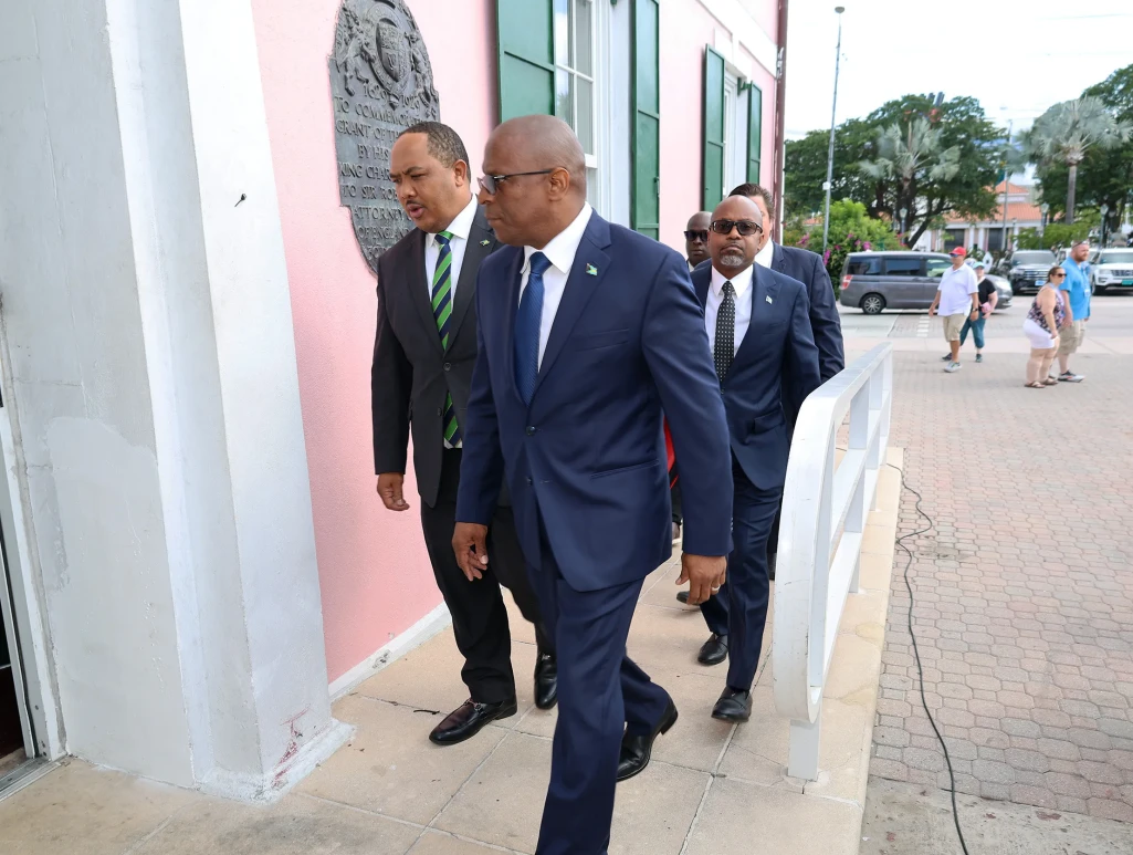 PM Davis announces a first for an independent Bahamas – a balanced budget PM Davis announces a first for an independent Bahamas – a balanced budget