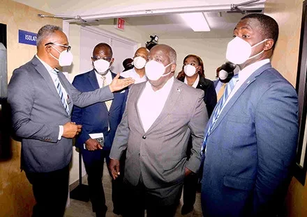 Prime Minister and Cabinet Ministers tour the clinic Prime Minister and Cabinet Ministers tour the clinic